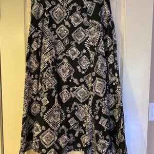 Skirt - Black & White Print